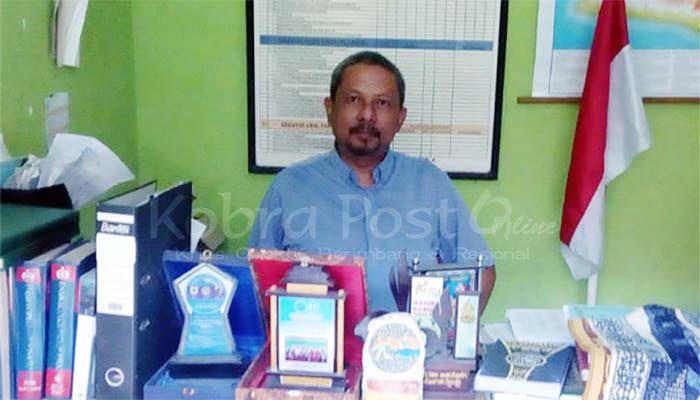 Kepala sekolah Yayasan Bina Madya Hutama