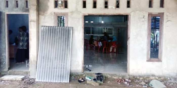 Tingkatkan Pelayanan, Desa Sukaraksa Rehab Kantor
