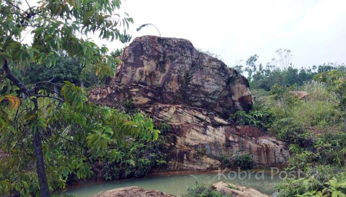 Pertambangan bekas PT Holcim