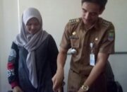 Staf Kecamatan Sukatani Rayakan Ultah Camat