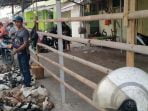 Awning di Pagar, Pedagang Hewan Pasar Lama Cikarang Terganggu