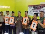 Camat Sukajaya Tegaskan Calon Kades Tidak Lakukan Pungutan Untuk Kampanye Camat Sukajaya Tegaskan Calon Kades Tidak Lakukan Pungutan Untuk Kampanye