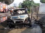 Mobil Terbakar di Jalan Raya Sholeh Iskandar