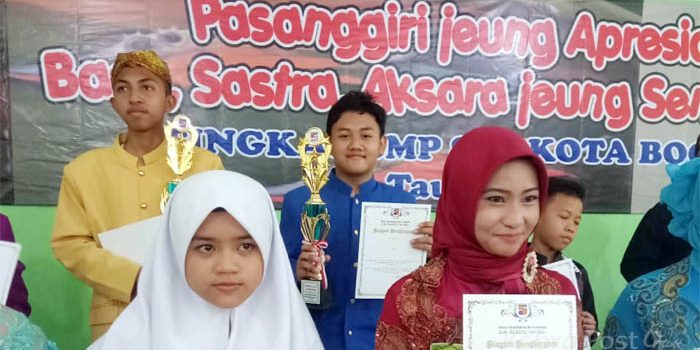 Tanpa Dukungan Pihak Sekolah, Alvin Raih Juara 3 Pupuh Sunda Tingkat SMP Se-Kota Bogor