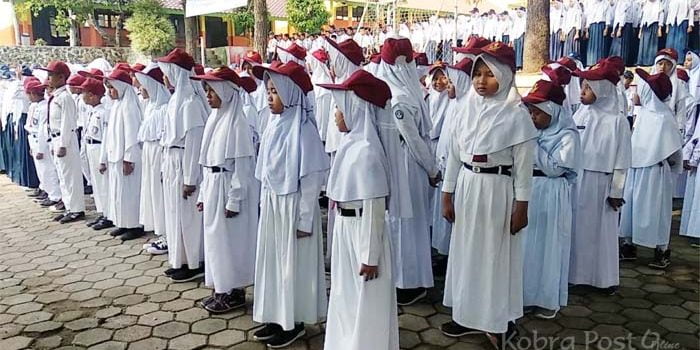 Ketua PGRI Nanggung Harap Pemerintah Perhatikan Nasib Guru Honor Upacara Hari Guru Nasional dan HUT PGRI ke 74
