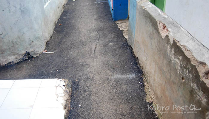 Pembangunan Jalan Lingkungan Desa Galuga Diduga Asal Jadi
