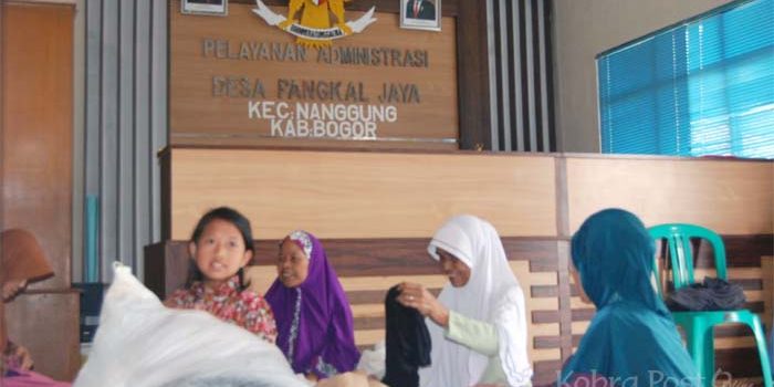 214 Jiwa Warga Desa Pangkal Jaya Mengungsi