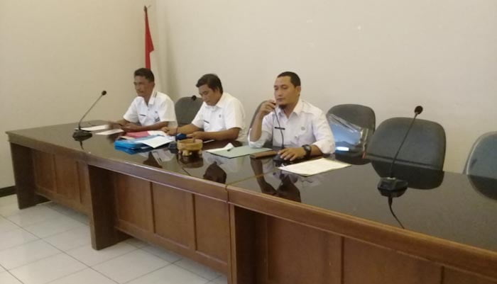 Camat Cigudeg saat memimpin minggon