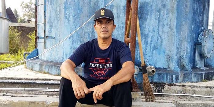 Mobil Bekas Terbakar Resahkan Warga Kampung Bondol Mobil Bekas Terbakar Resahkan Warga Kampung Bondol