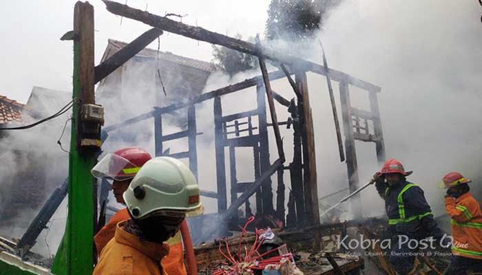 Akibat Korsleting Listrik, 1 Unit Rumah Ludes Terbakar