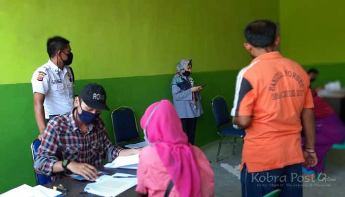 Bantuan Program Sembako di Desa Cigudeg Bertambah 365 KPM Program Sembako