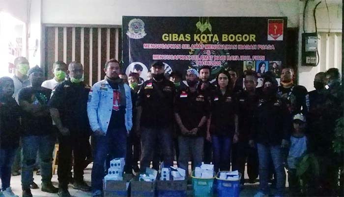 Peduli COVID-19, Gibas Kota Bogor Bagikan Takjil dan Masker Gratis Gibas Resort Kota Bogor