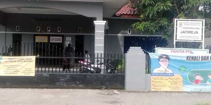 Warga Jatireja Bekasi Akan Laporkan Kades