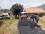 Peningkatan Jalan Desa Sadeng Kolot Diduga Tidak Transparan