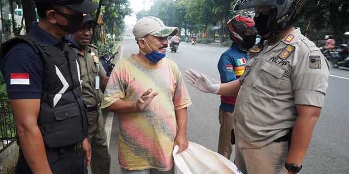 Dampak COVID-19, Seorang Haji Rela Jadi Masrung