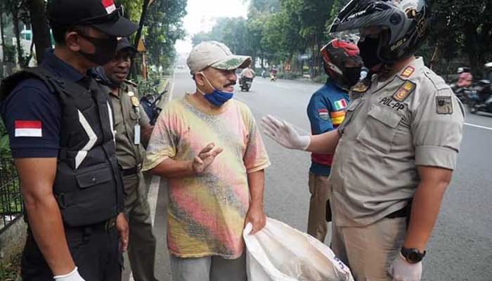 Seorang Haji Rela Jadi Masrung