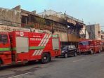 Penanganan Kebakaran Pertokoan Jembatan Merah Hingga Shubuh