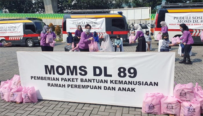 Moms DL 89