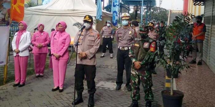 Polres Metro Bekasi Lakukan Rapid Tes di Kawasan Pasar