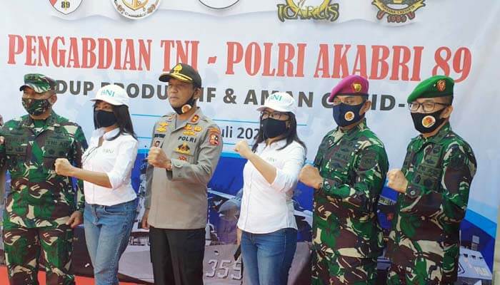 Baksos Akabri 89 di Pulau Untung Jaya