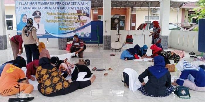 Desa Setia Asih Bekasi Gelar Pelatihan Membatik
