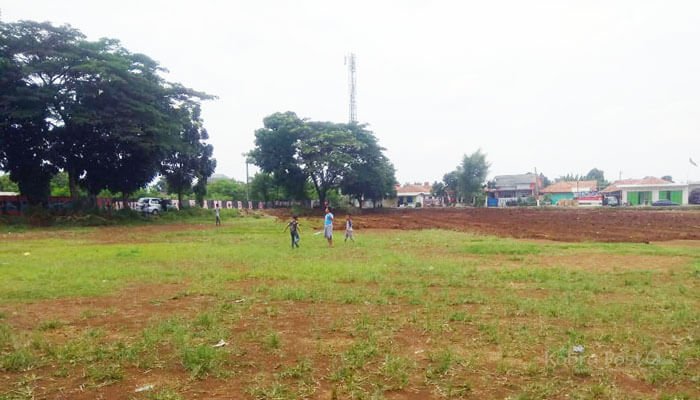 Desa Cilebut Barat Bangun Stadion Mini Tugu Lonceng Stadion Mini Tugu Lonceng