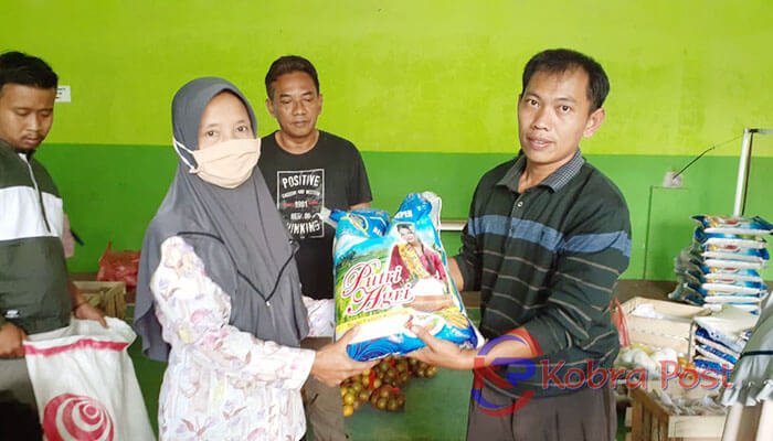 430 KPM Desa Cigudeg Bogor Terima BPNT BPNT