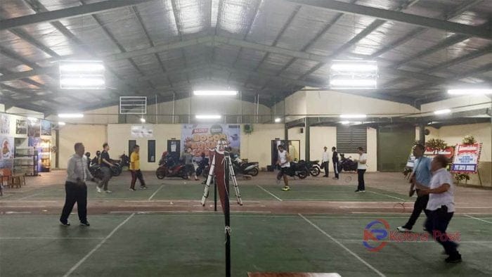 Badminton