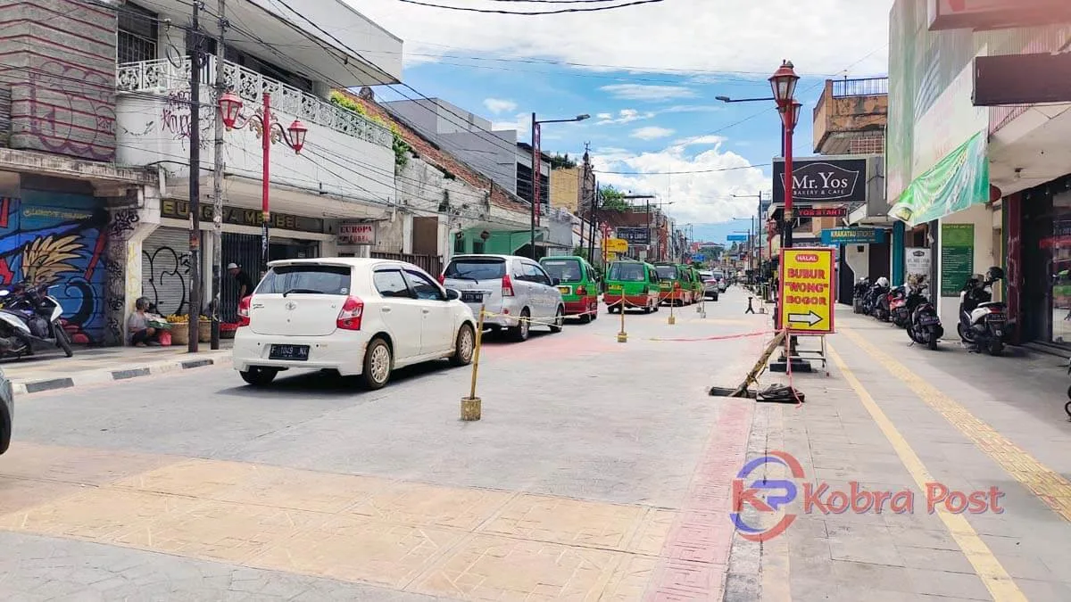 Proyek Ngutang dan Pembajak Ruang Publik Pembajak Ruang Publik