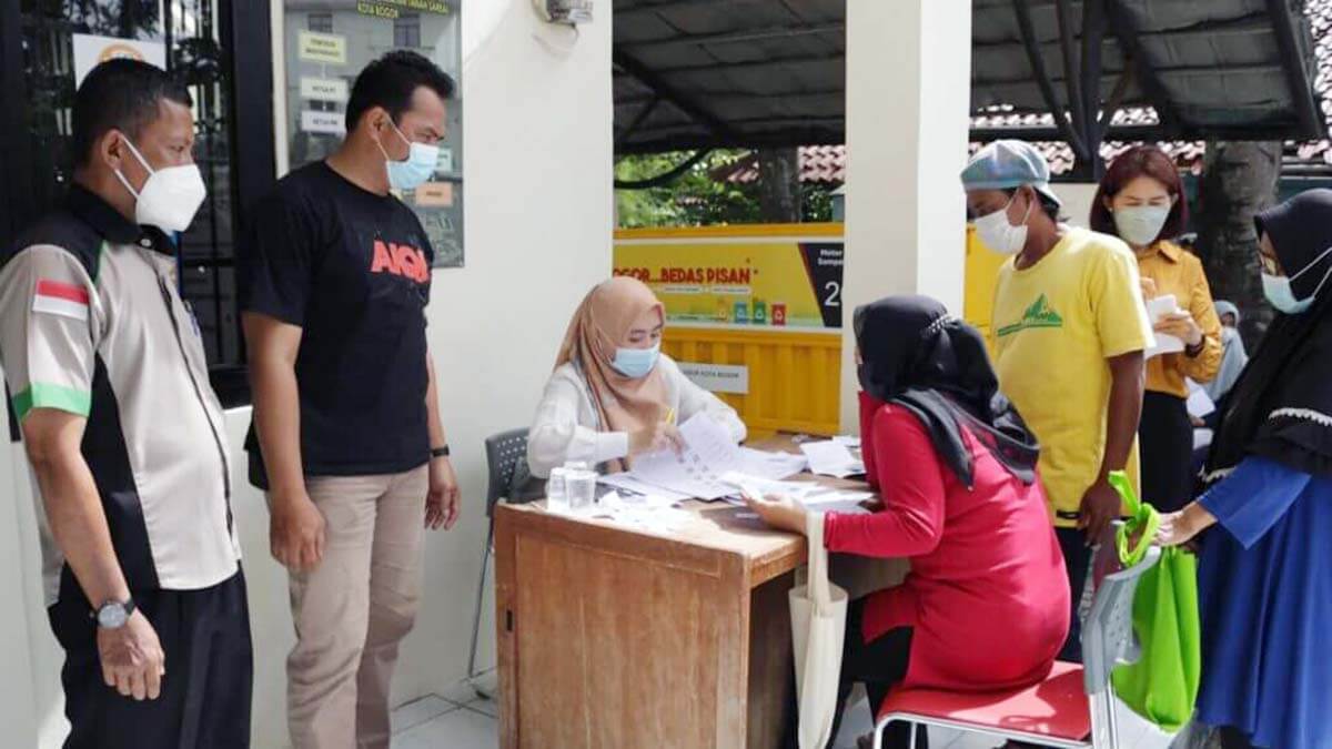 698 Warga Cibadak Kota Bogor Terima Dana BPNT BPNT Cibadak