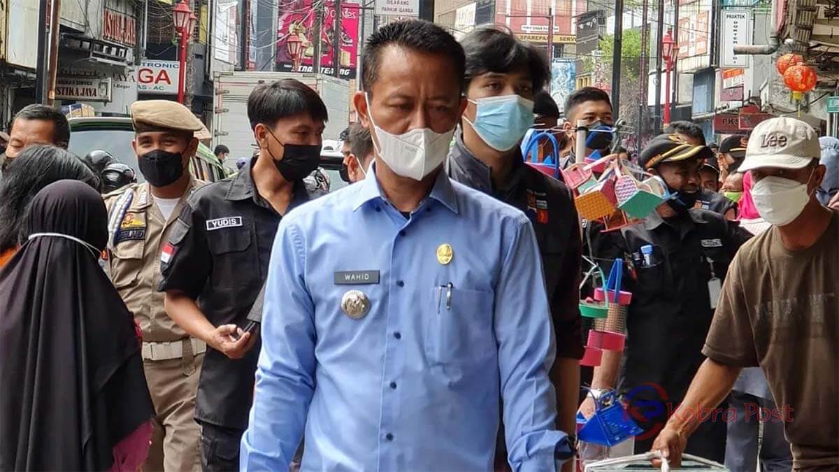 Camat Wahid : Merubah Perilaku PKL Butuh Kesabaran Camat Wahid
