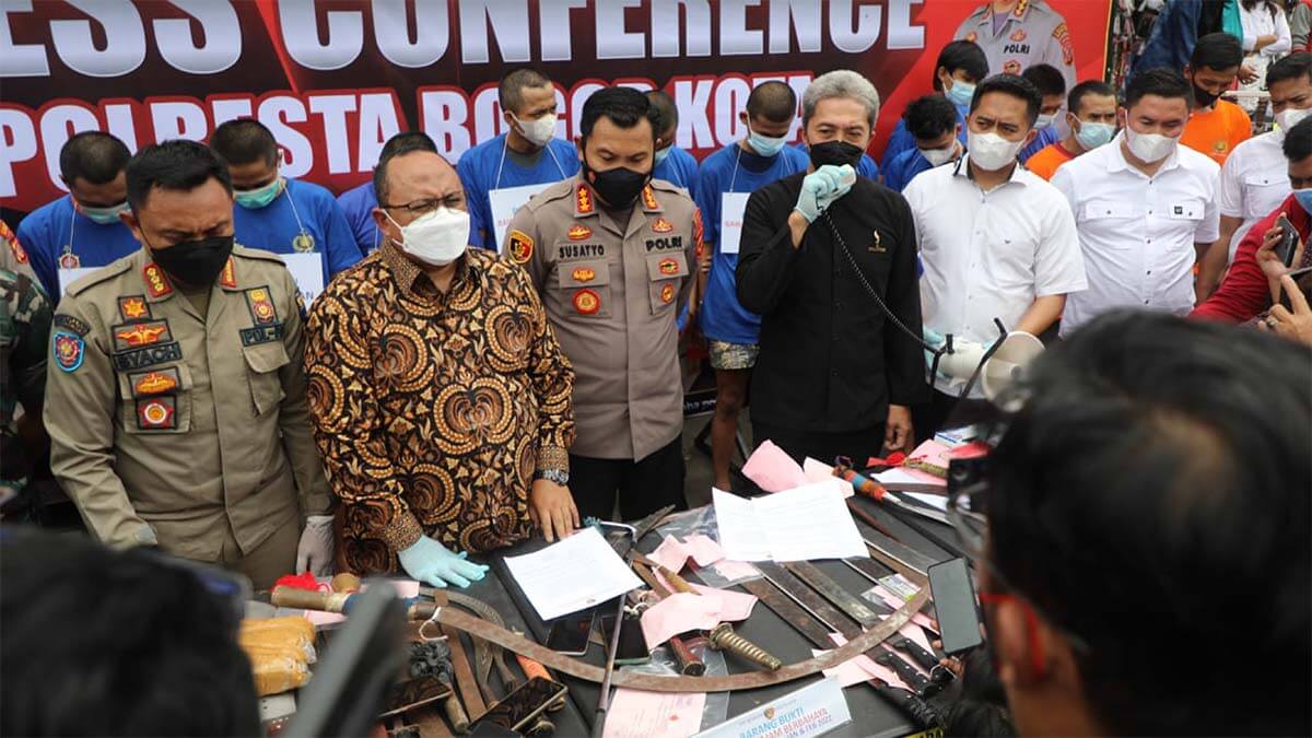 tawuran pelajar