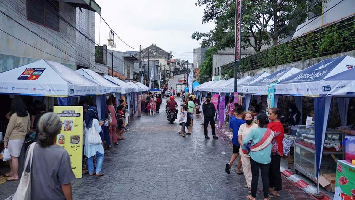 Berburu Takjil di Kampung Cincau