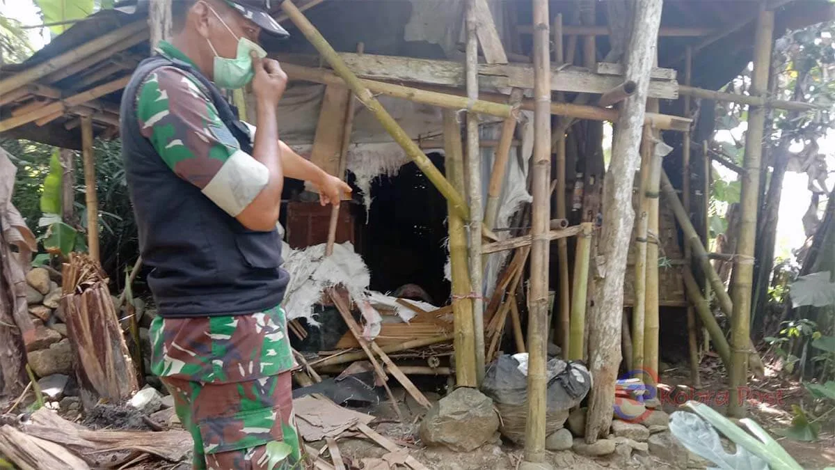 Heboh, Penemuan Mayat Membusuk di Gubug Reyot Mayat Membusuk di Gubug Reyot