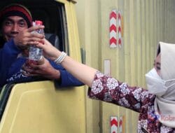 Kecamatan Rancabungur Bagikan 300 Takjil Gratis