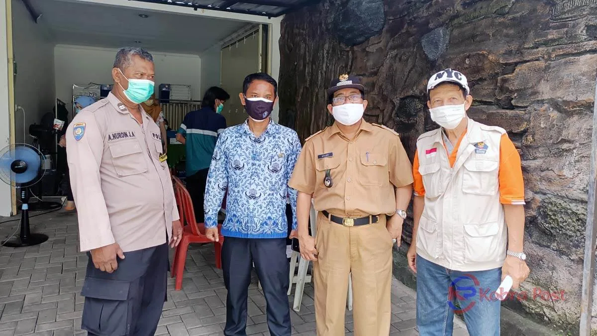 Kelurahan Menteng Lakukan Vaksinasi Booster Secara Mobile Kelurahan Menteng Lakukan Vaksinasi Booster Secara Mobile