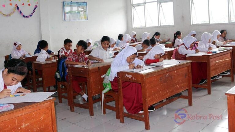 pengunduran masuk sekolah