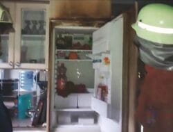 Kulkas Meledak di Perumahan Elit, 5 Mobil Damkar Dikerahkan