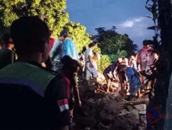 4 Orang Tertimbun Longsor di Cipelang Cijeruk