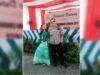 Pemudik Menari India dihadapan Polisi