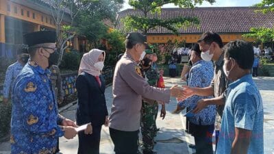 Dapat Bantuan Perbaikan Rumah, 2 Warga Rancabungur Sumringah