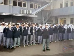 Peserta Didik Adalah Tulang Punggung Negara upacara peringatan hardiknas smk bhakti insani