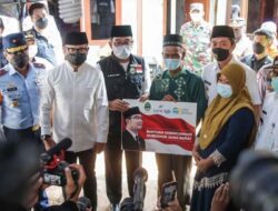 Bantuan Gubenur Untuk Korban Longsor di Curug Bogor Barat