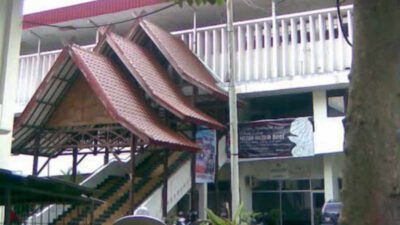 Gedung Kesenian Kamuning Gading Terbengkalai