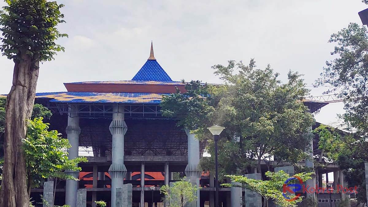 Ada Apa Dengan Proyek Masjid Agung? kondisi masjid agung
