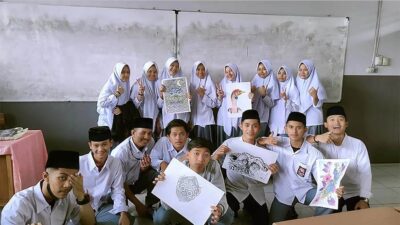 SMA 8 Terbuka, Sekolah Penampung Warga Sambil Bekerja