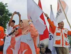 Tolak Kenaikan BBM, PKS Serempak Gelar Freeze Mob