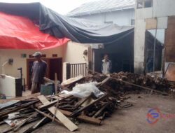 Pasca Tembok Roboh di Tanah Sareal