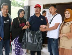 Kobra Post Kirim Makanan Siap Saji Untuk Pengungsi Korban Longsor
