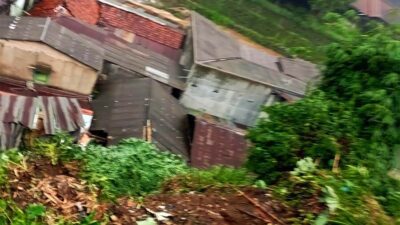 Longsor di Sukasari Terjang Rumah Warga, Dua Orang Luka-Luka